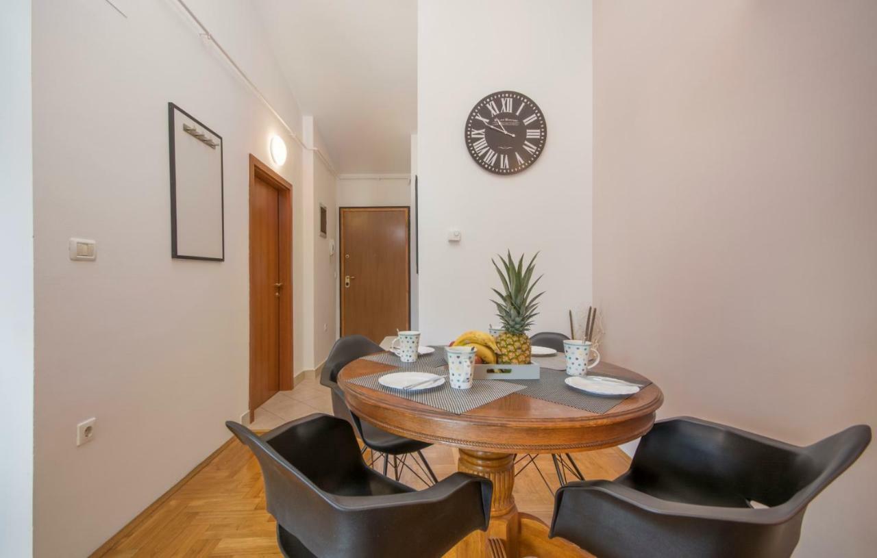 City Centre Sea View Apartment Pula Zewnętrze zdjęcie